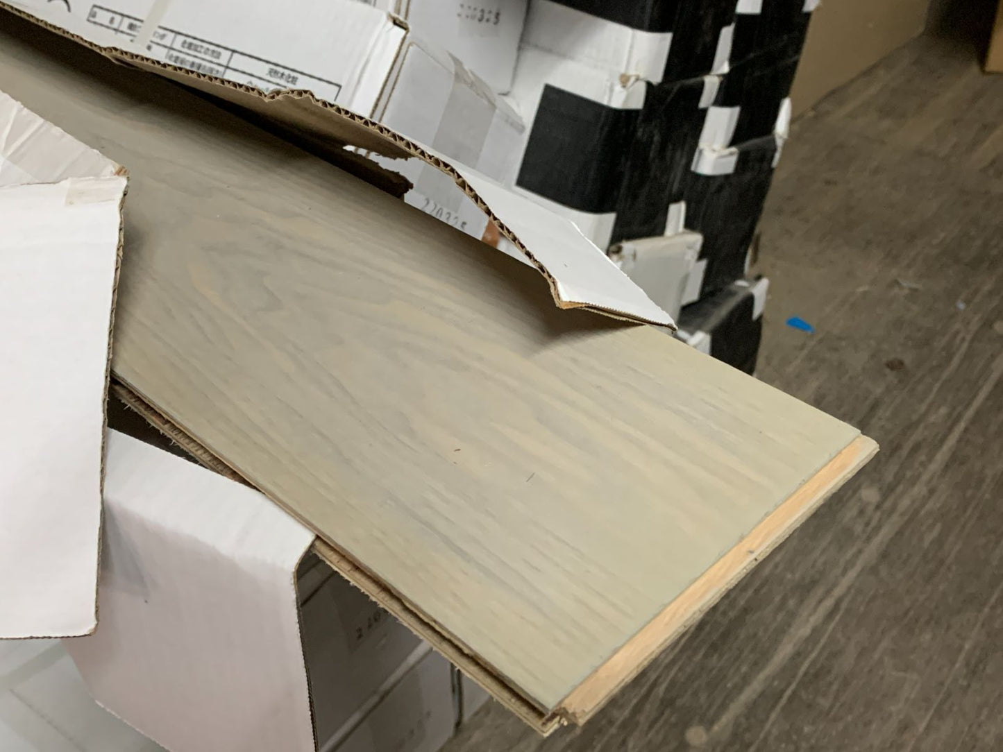 商品番号 A100204